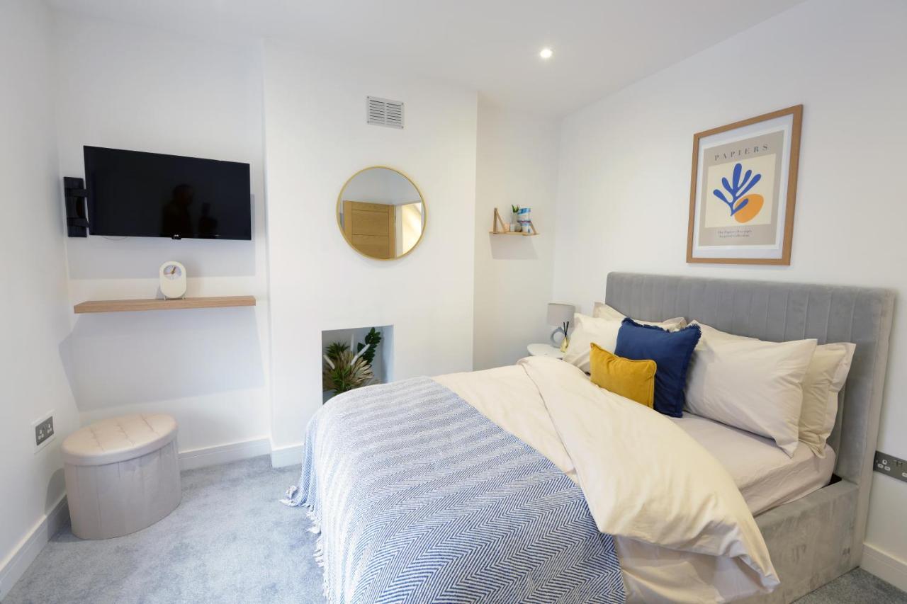 Outstanding Modernised 3/4 Double Bedroomed House Littlehampton Kültér fotó